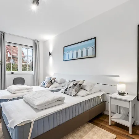 Strandnest Rosenhagen Bei Travemuende