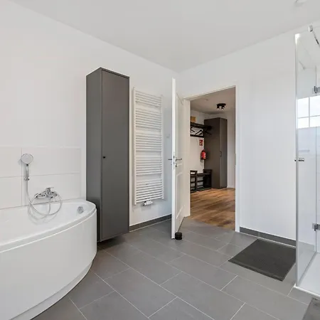 Strandnest Rosenhagen Bei Travemuende Dassow