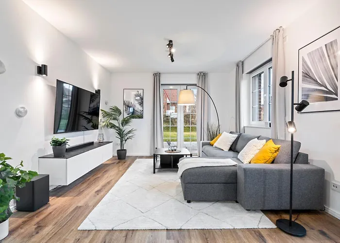 Strandnest Rosenhagen Bei Travemuende * Dassow